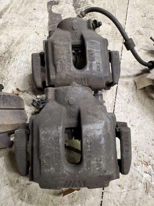 BMW E39 M5 front and rear brake calipers. rare - Image 3