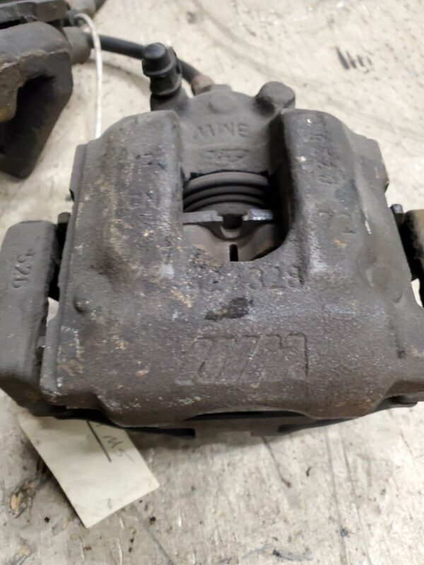 BMW E39 M5 front and rear brake calipers. rare - Image 5
