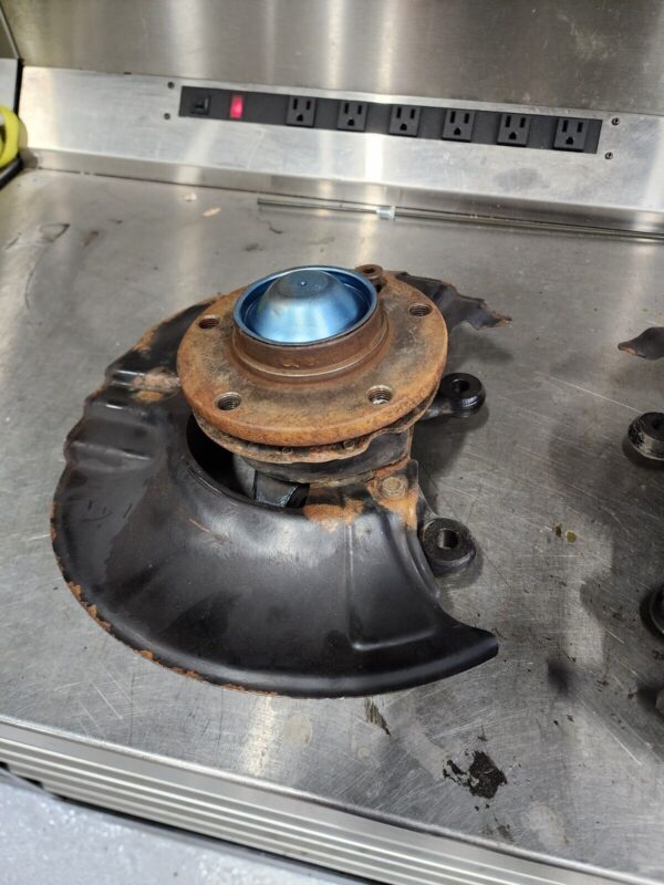 BMW E36 M3 steering spindles / knuckles - Image 2