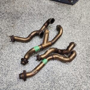 BMW E31 840i exhaust manifolds