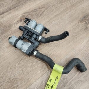 8374994 1147412135 BMW 5 7 series E39 E38 Water valve with additional water pump