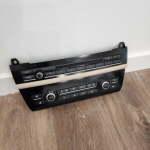 2012  BMW 528i AC Heat Temperature Climate Control Switch PN 931767301