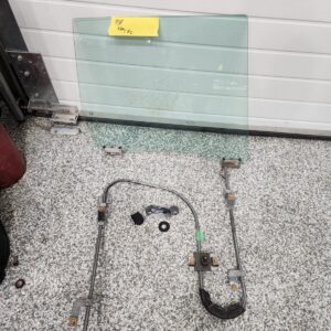 BMW E30 right rear manual window regulator and window